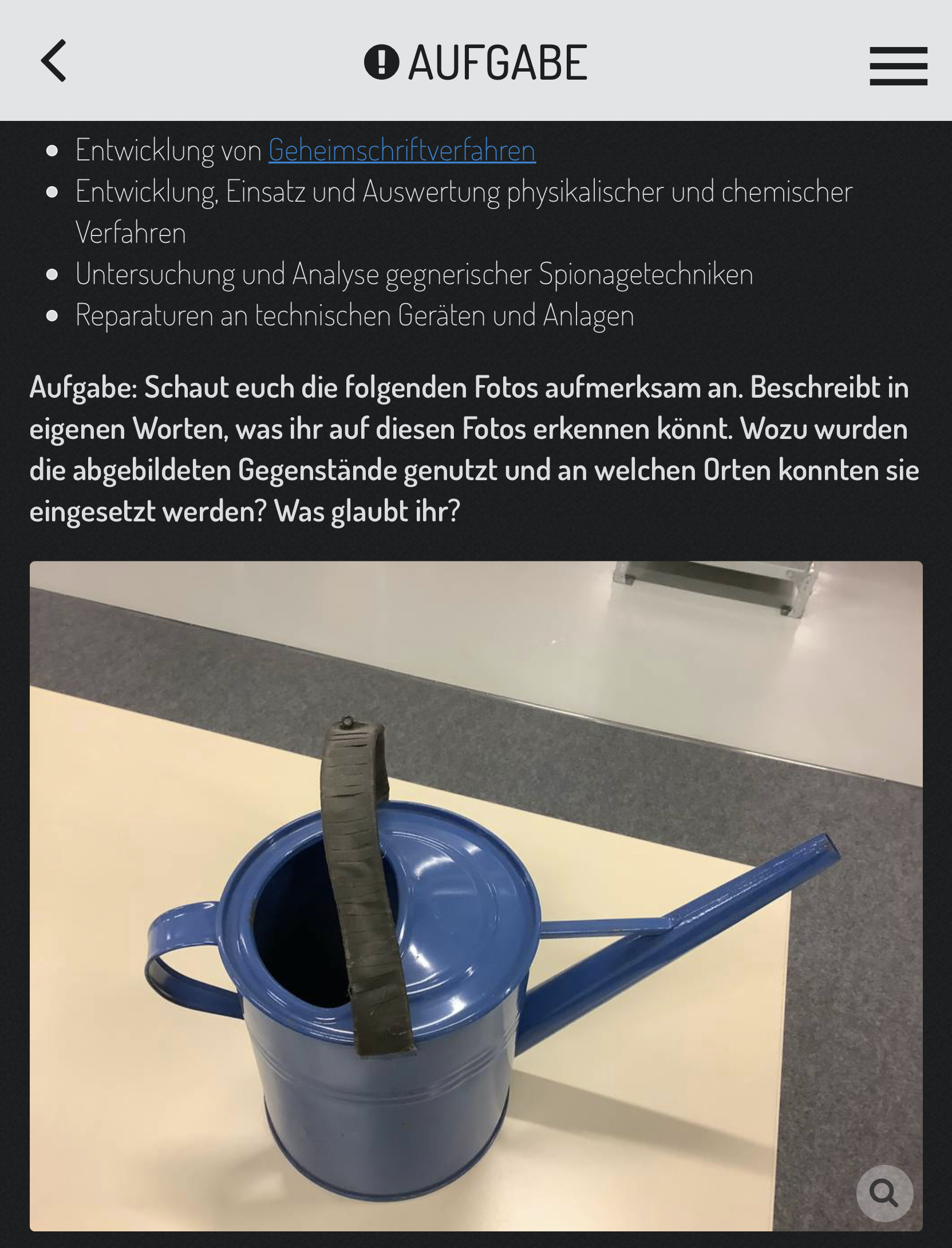 Screenshot einer Seite aus dem Actionbound "#SPURENSUCHEdigital - DDR-Staatssicherheit auf dem Lindenberg" mit einer Aufgabe zum Einsprechen (Quelle: Lukas Wieczorek)