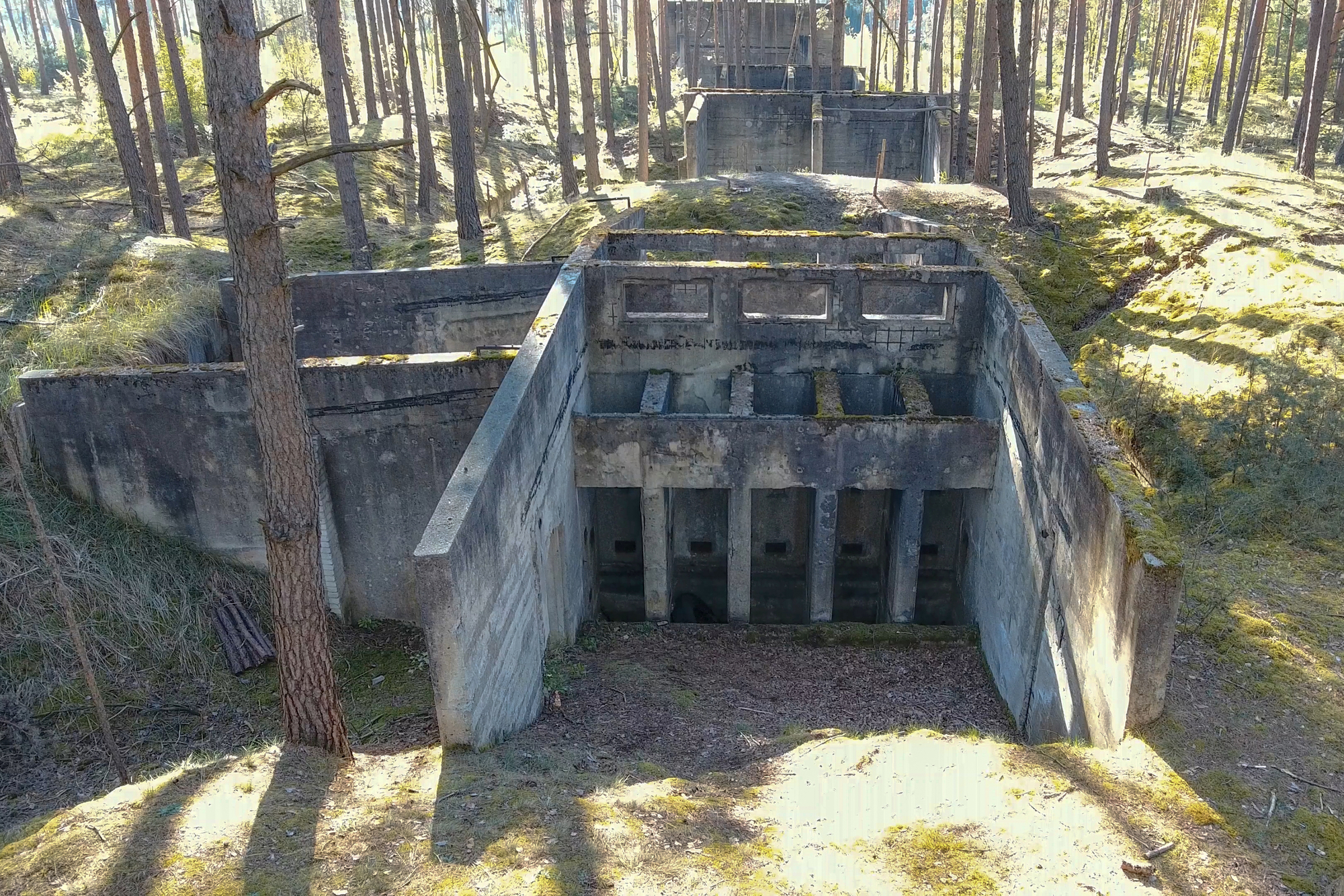 Ruine der Füllstation für Gefechtsköpfe zur Herstellung von Panzerfäusten im KZ-Außenlager Schlieben-Berga (Foto: Carsten Büttner)