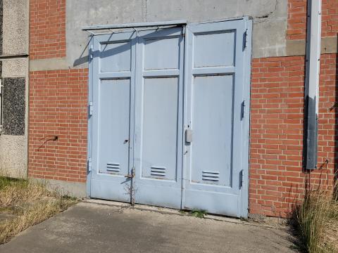 Eingangstor für politische Gefangene der Stasi-Haftanstalt